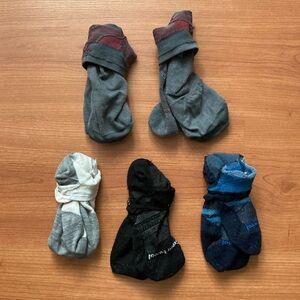 Men’s Smartwool running socks, 5 pairs